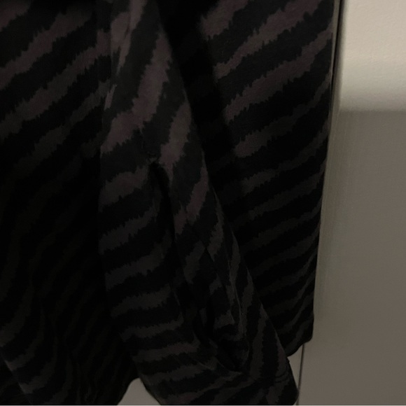 Tank with pockets - Picture 3 of 5